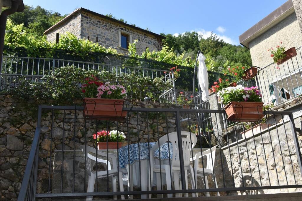 Vila Casa Nel Borgo Antico Quaratica Exteriér fotografie