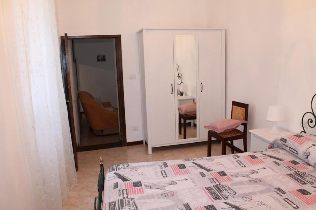 Vila Casa Nel Borgo Antico Quaratica Exteriér fotografie